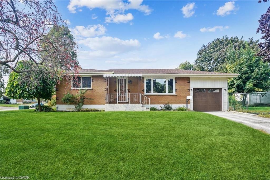1 Robroy Court Property Photo 1
