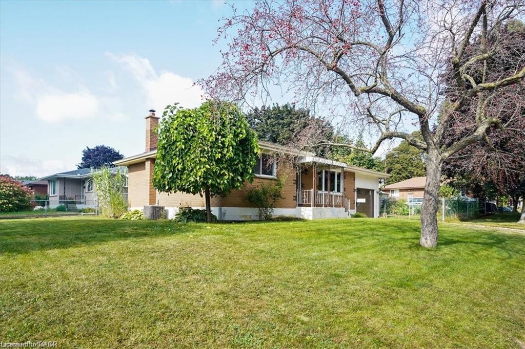 1 Robroy Court Property Photo 2