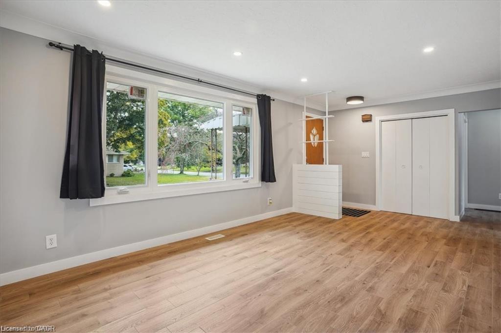 1 Robroy Court Property Photo 6