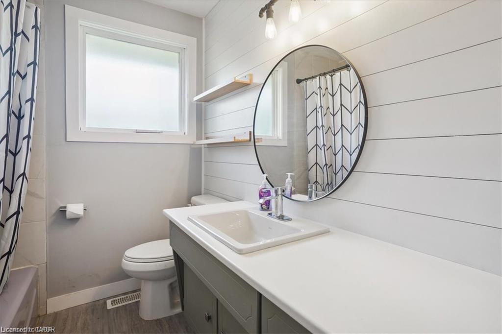 1 Robroy Court Property Photo 15