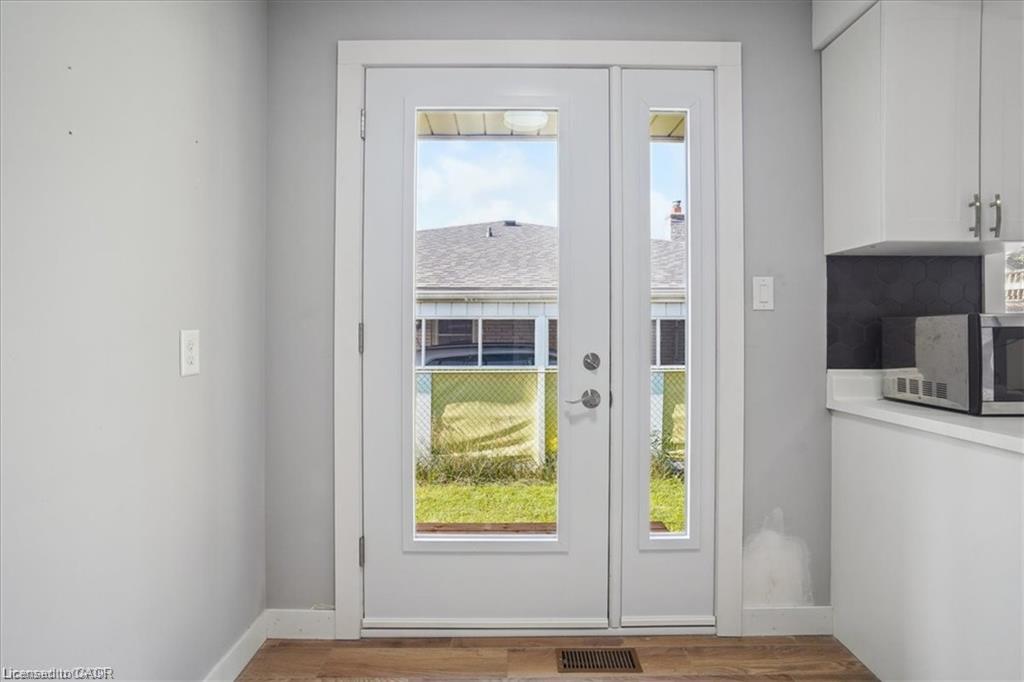 1 Robroy Court Property Photo 20