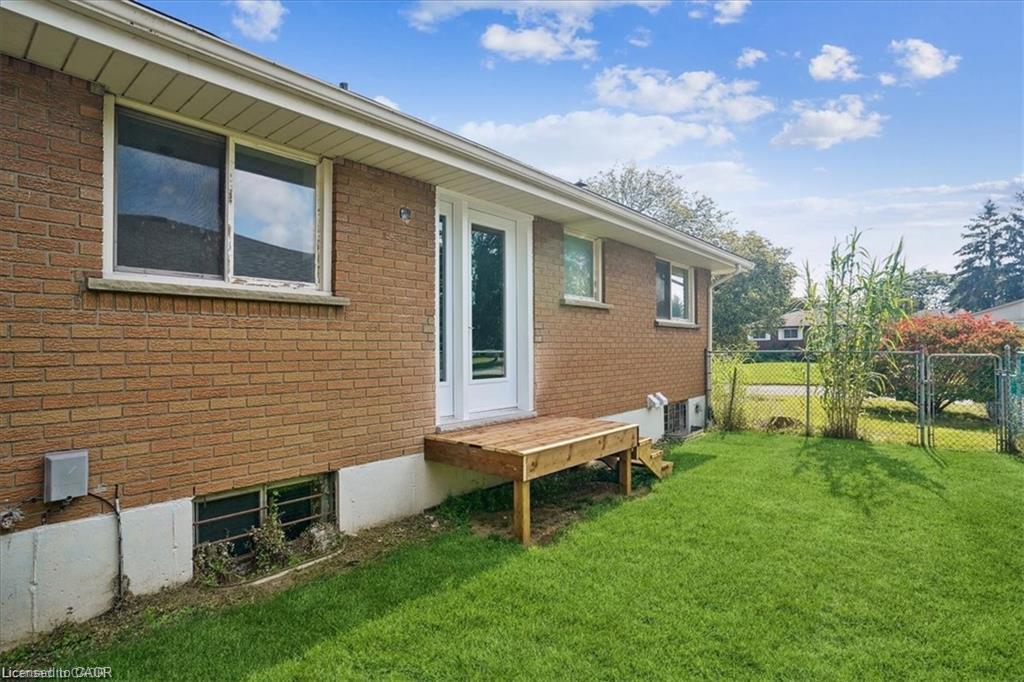 1 Robroy Court Property Photo 22