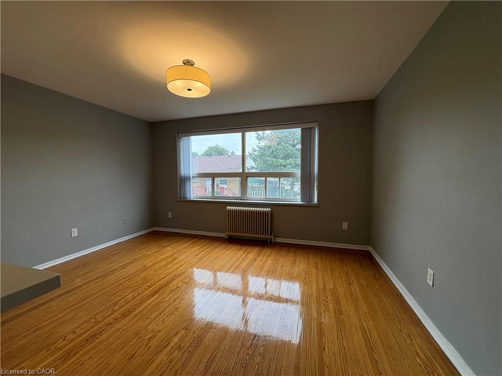 18-1797 Main Street W Property Photo 5