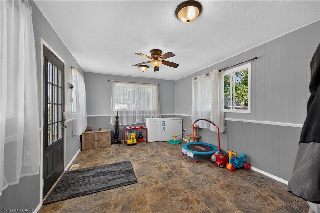 82 Division Street Property Photo 21