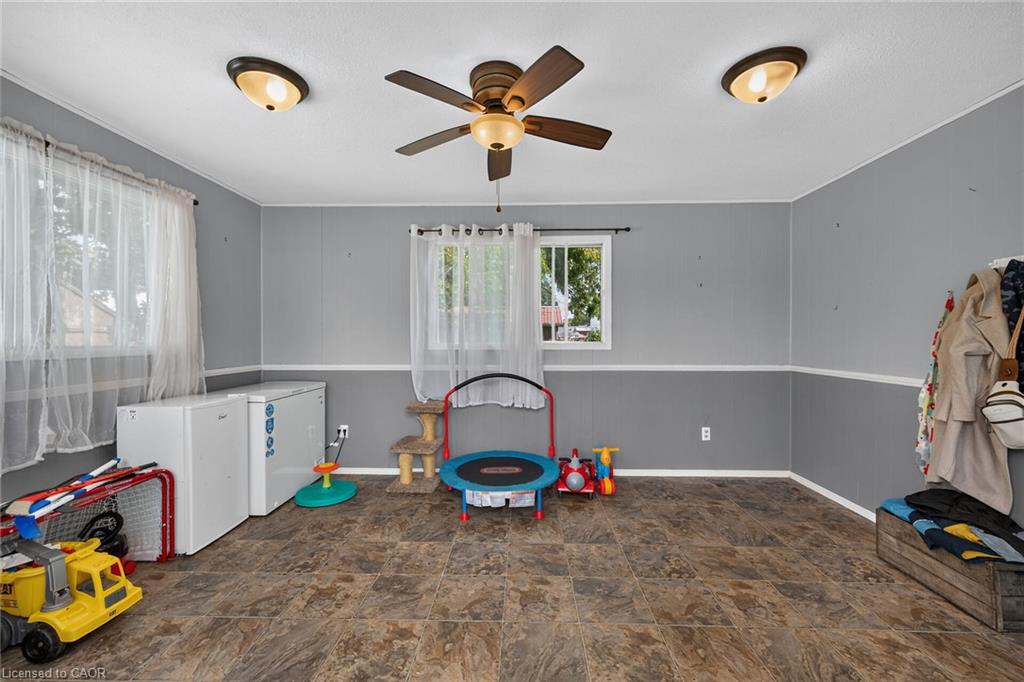 82 Division Street Property Photo 24