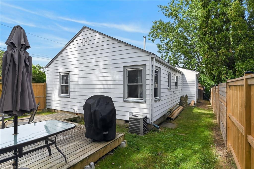 82 Division Street Property Photo 26