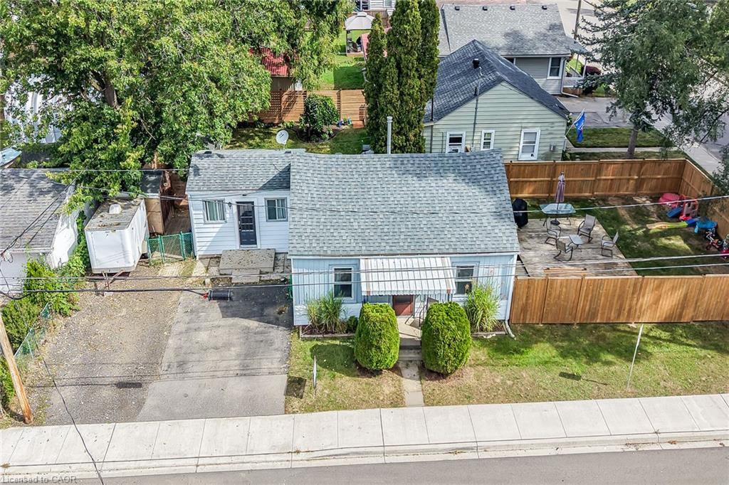 82 Division Street Property Photo 36