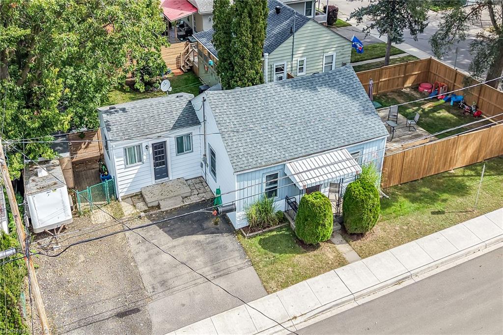 82 Division Street Property Photo 37