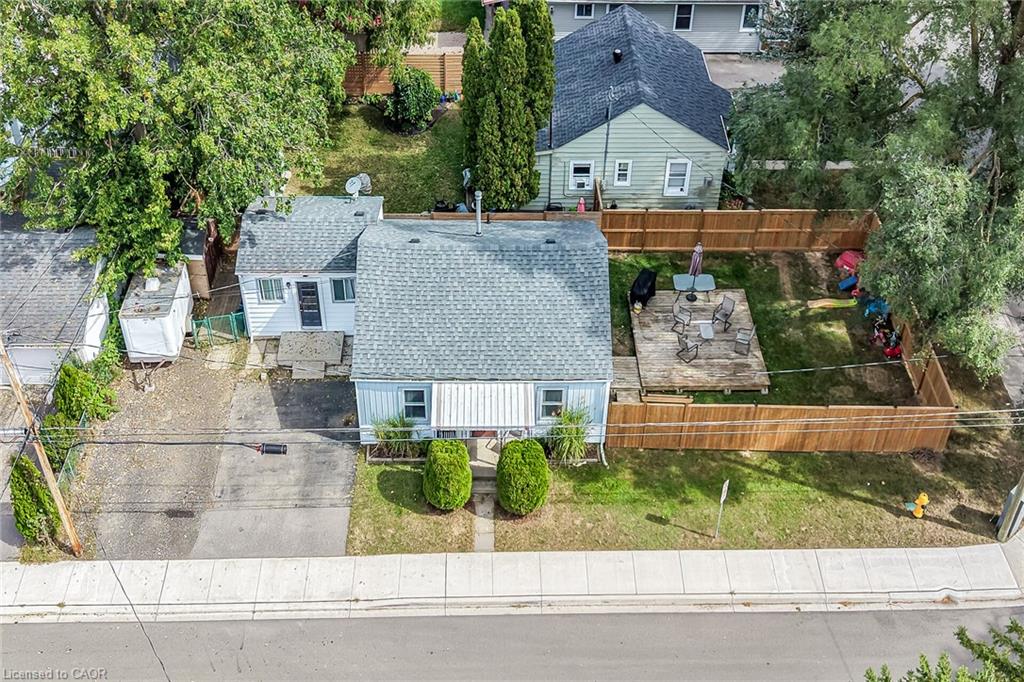 82 Division Street Property Photo 40