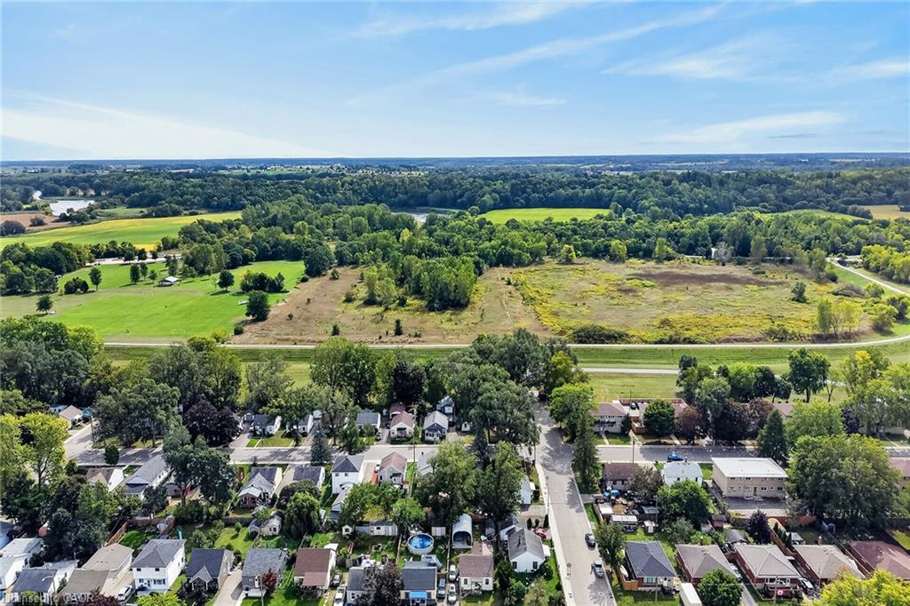 82 Division Street Property Photo 41