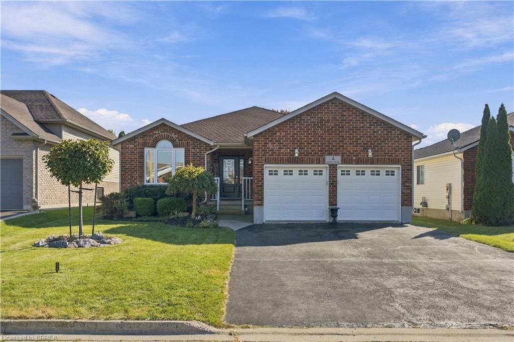 4 Macpherson Drive Property Photo 1