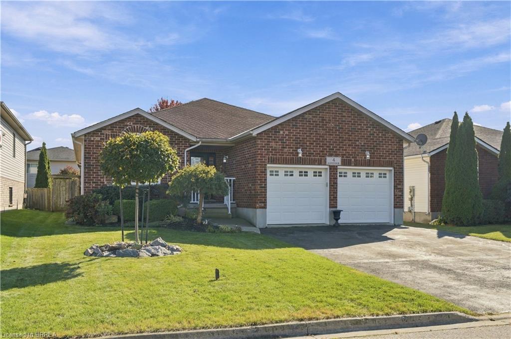 4 Macpherson Drive Property Photo 2