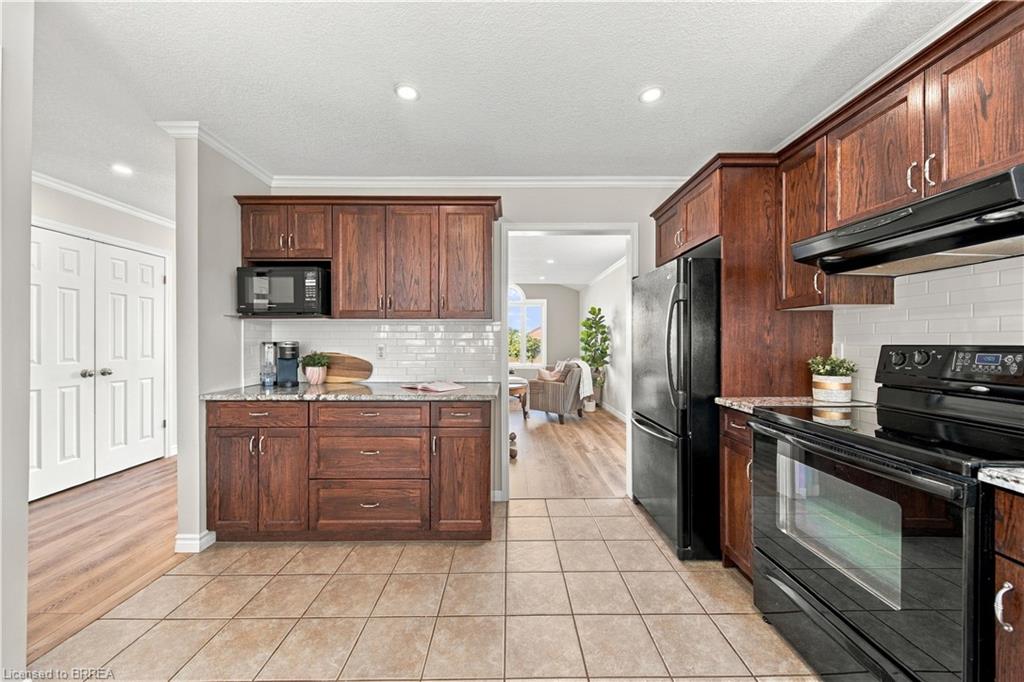 4 Macpherson Drive Property Photo 10