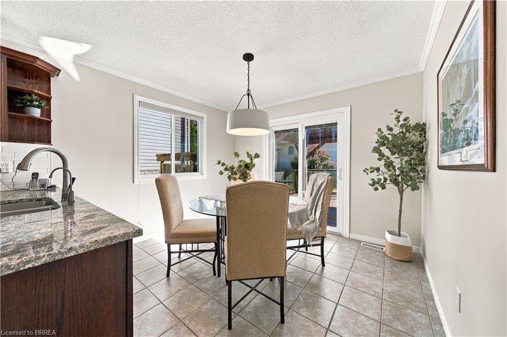 4 Macpherson Drive Property Photo 13
