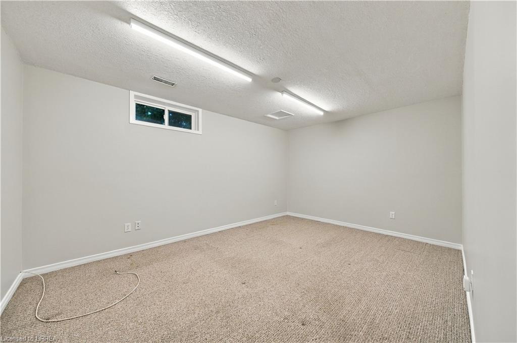 4 Macpherson Drive Property Photo 29