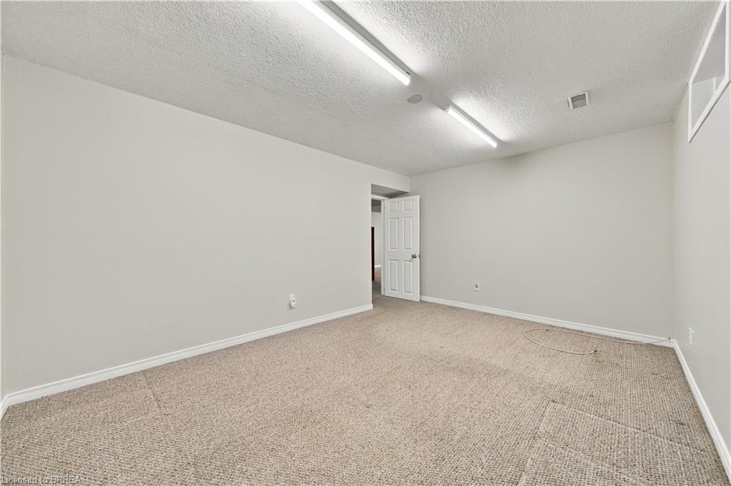 4 Macpherson Drive Property Photo 30