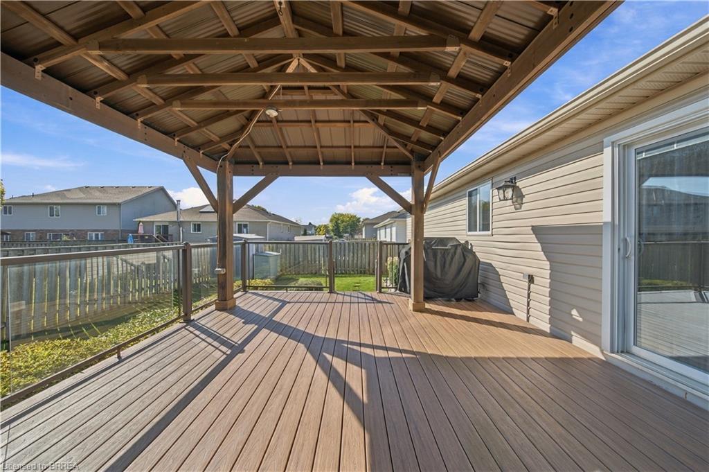 4 Macpherson Drive Property Photo 34