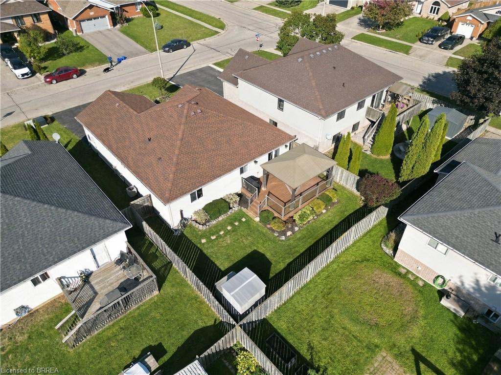 4 Macpherson Drive Property Photo 44