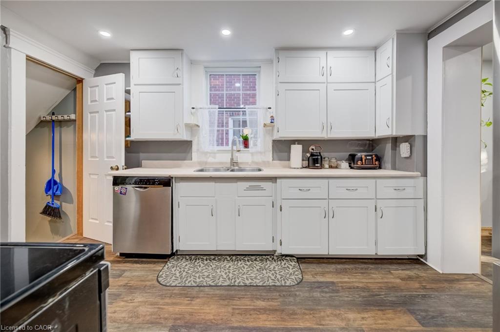 36 Cherry Street Property Photo 16