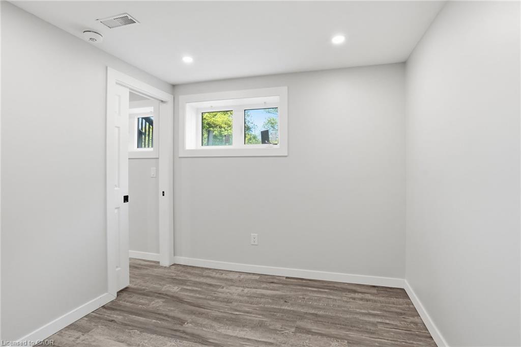 43 Fleming Crescent Property Photo 10