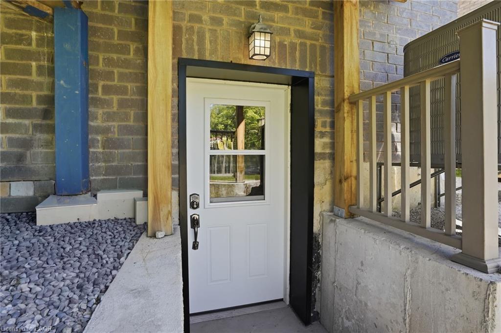43 Fleming Crescent Property Photo 15