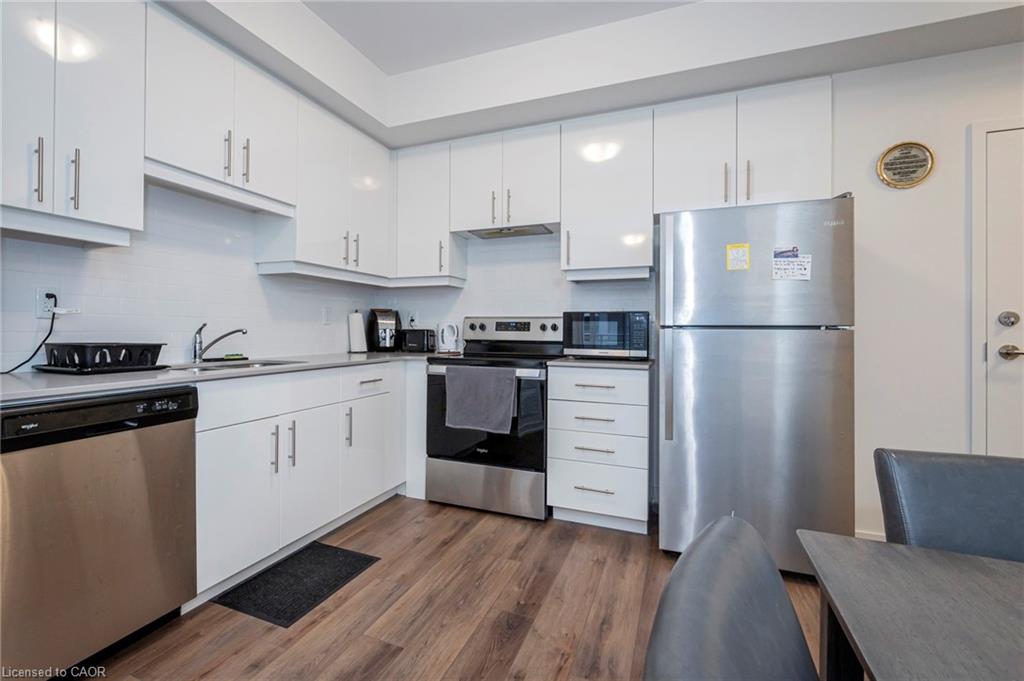 304-251 Northfield Drive E Property Photo 7
