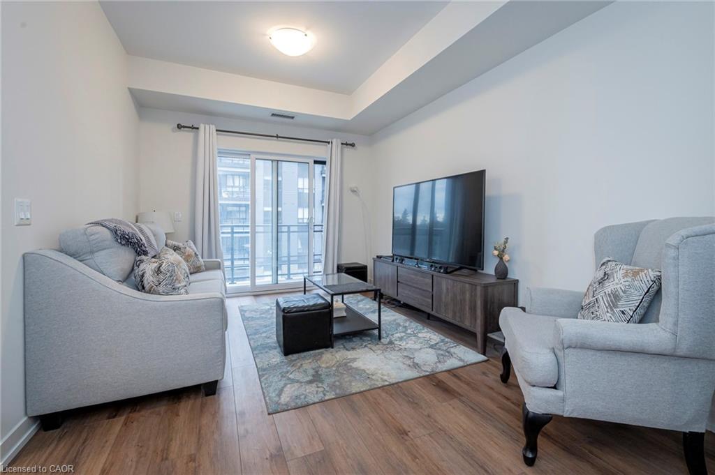 304-251 Northfield Drive E Property Photo 12