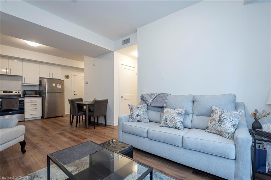 304-251 Northfield Drive E Property Photo 14