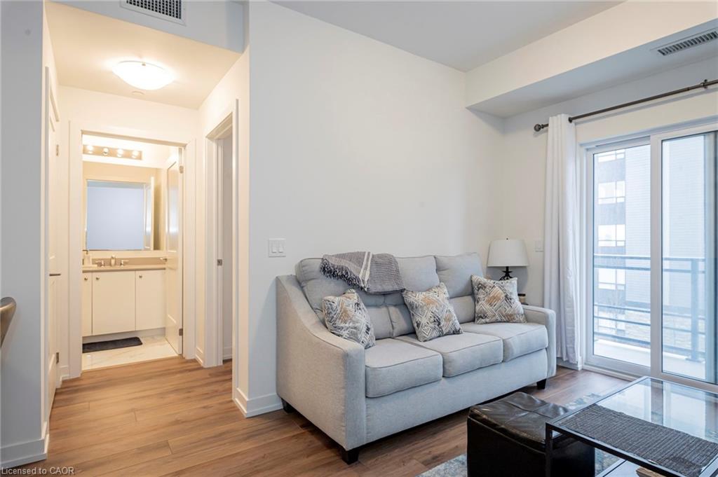 304-251 Northfield Drive E Property Photo 15