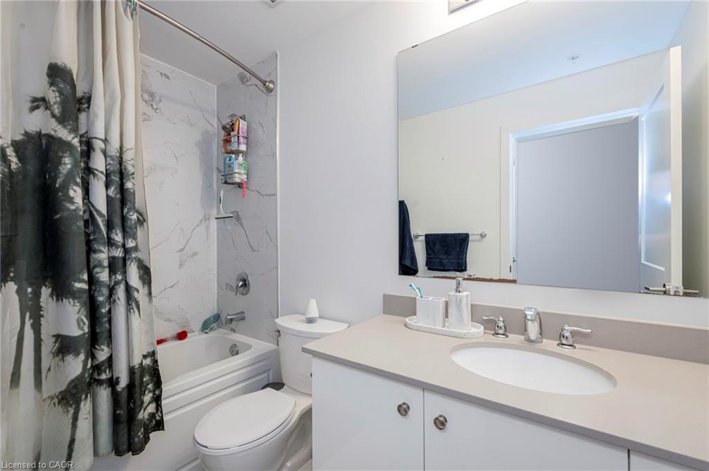 304-251 Northfield Drive E Property Photo 18