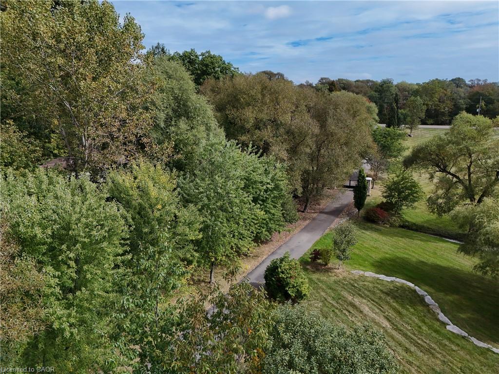 740 Fiddlers Green Road Property Photo 6