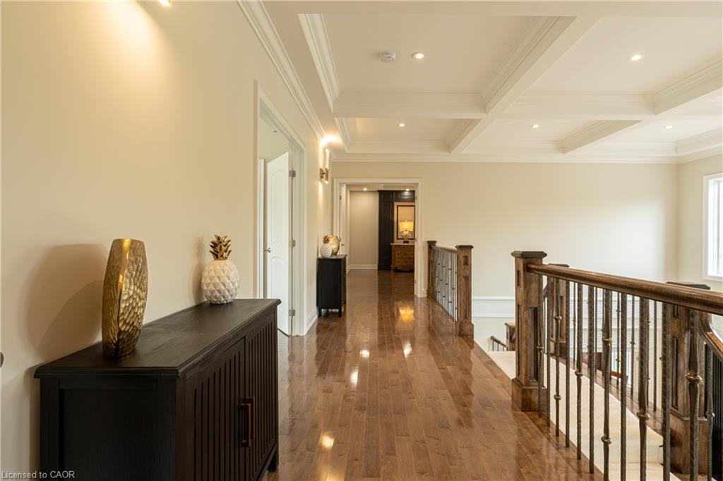 740 Fiddlers Green Road Property Photo 43