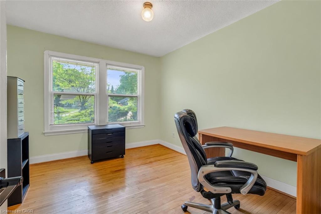 11 Ben Machree Drive Property Photo 24