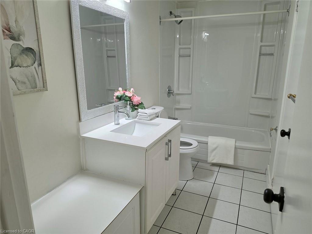 23 Alayne Crescent Property Photo 14