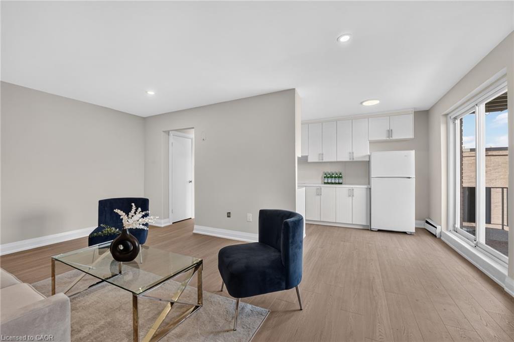 33-426 Queenston Street Property Photo 27