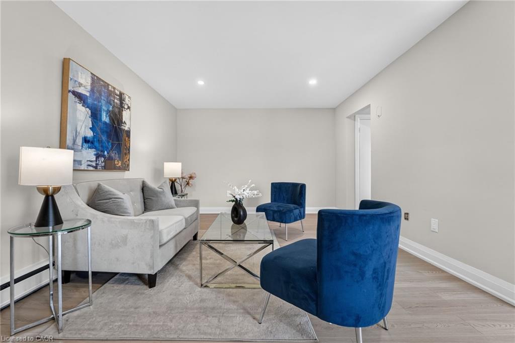 33-426 Queenston Street Property Photo 28