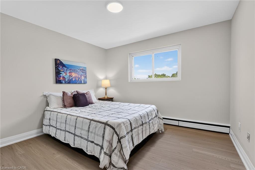 33-426 Queenston Street Property Photo 30