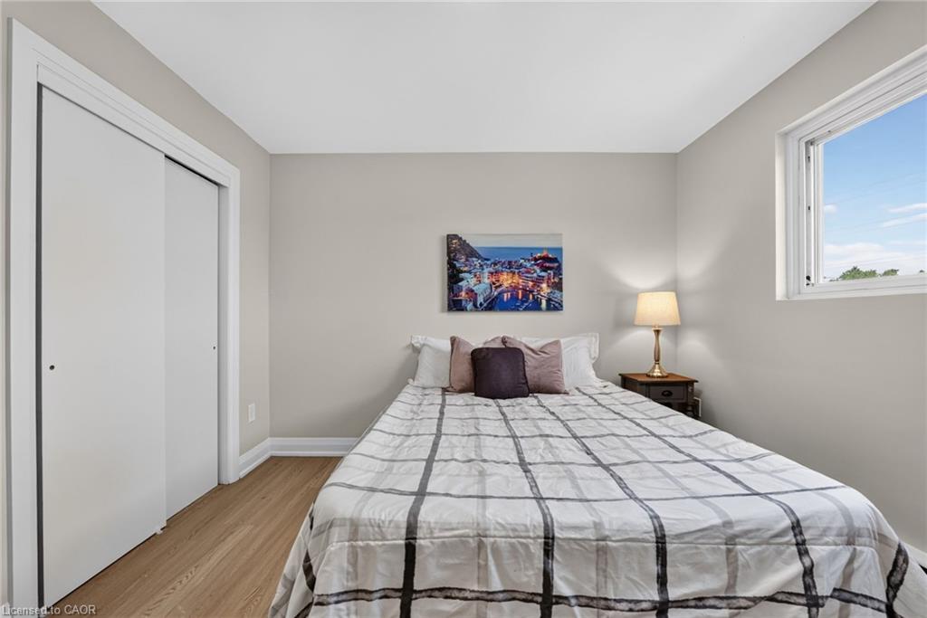 33-426 Queenston Street Property Photo 35