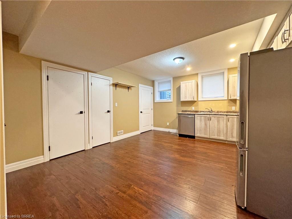 345 Marlborough Street Property Photo 5
