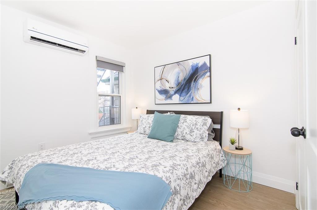 2-249 Emerald Street N Property Photo 7