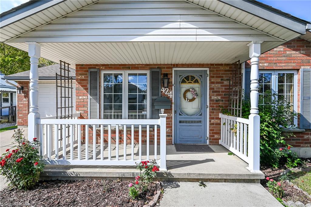 424 John Street Property Photo 6