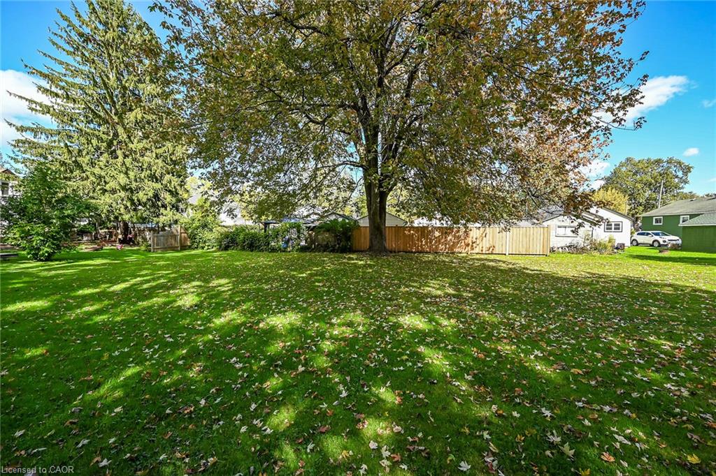 424 John Street Property Photo 26