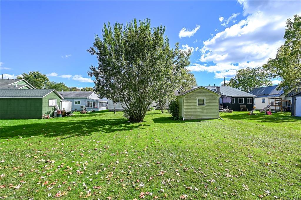 424 John Street Property Photo 28