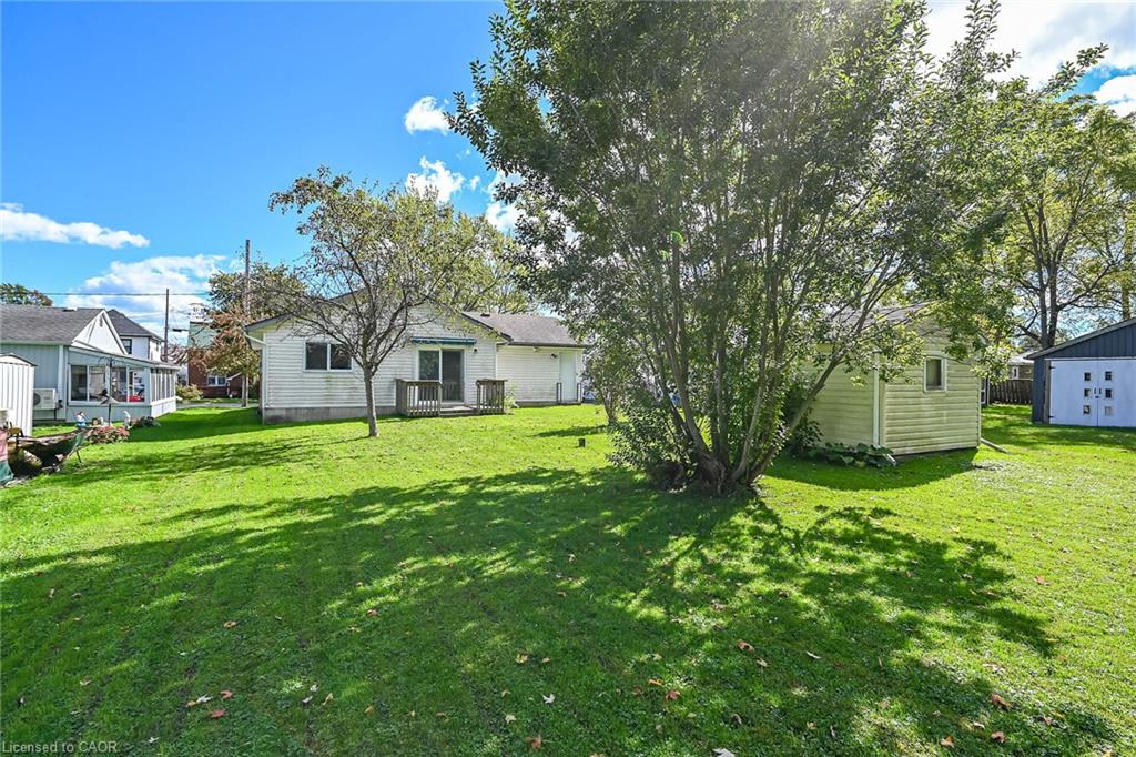 424 John Street Property Photo 29