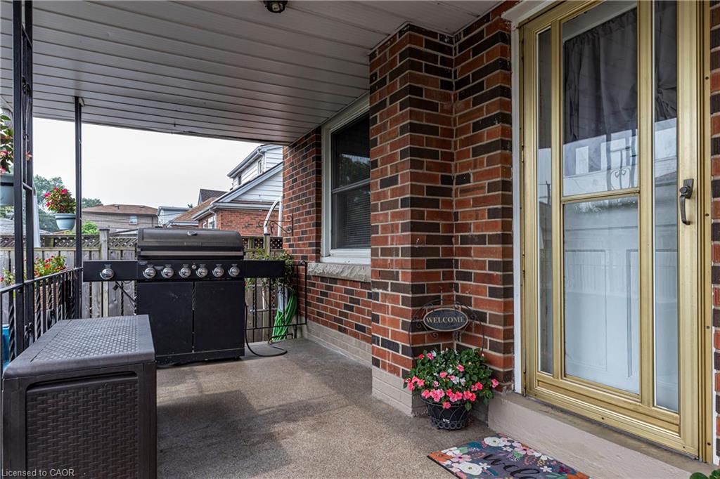 118 Julian Avenue Property Photo 39