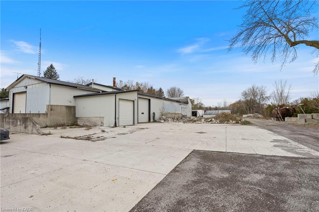 216 Burford-delhi Townline Road Property Photo 8