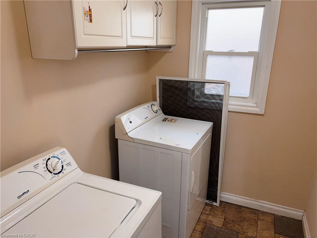 659 Basswood Street Property Photo 5