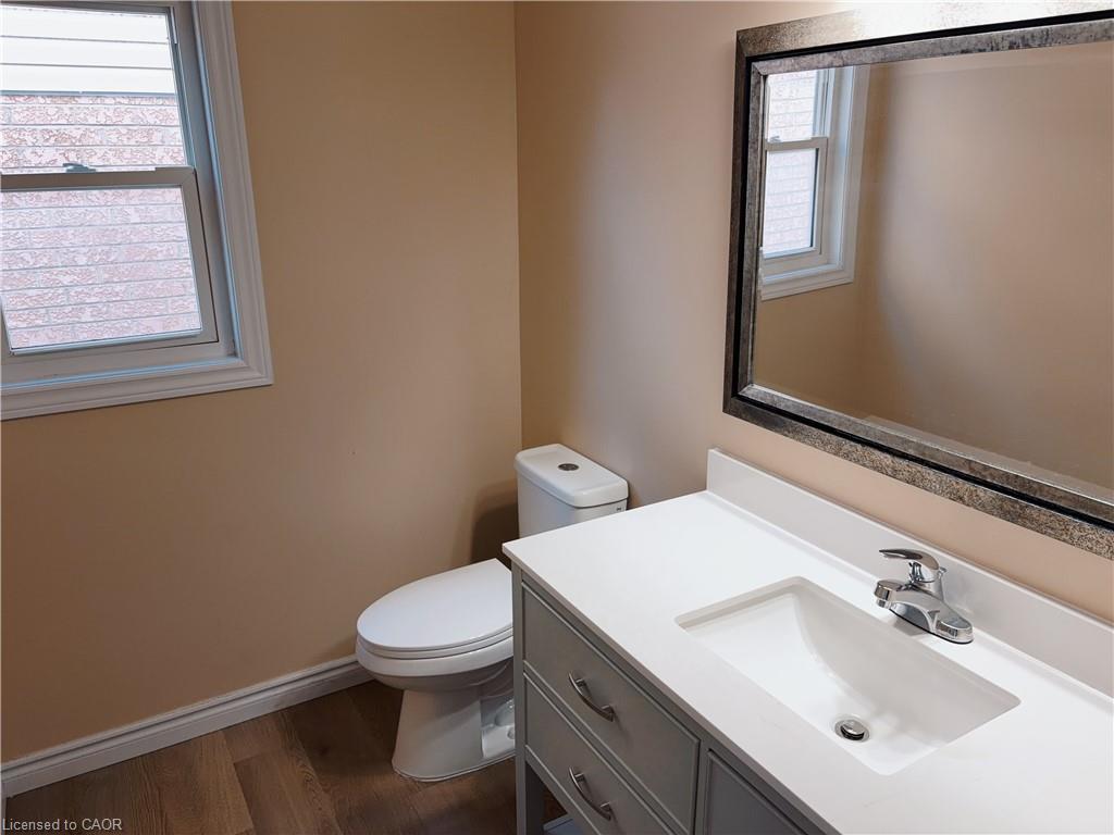 659 Basswood Street Property Photo 8