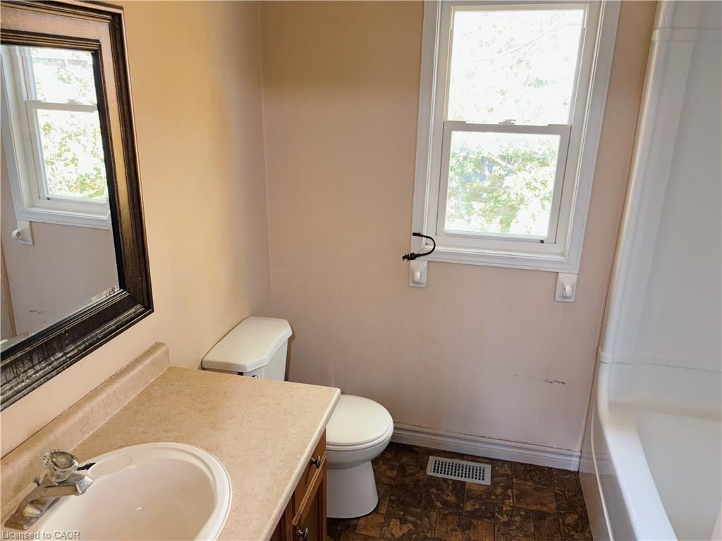 659 Basswood Street Property Photo 13