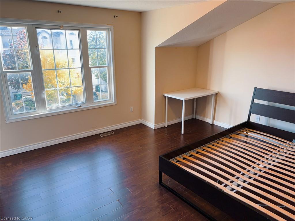 659 Basswood Street Property Photo 18